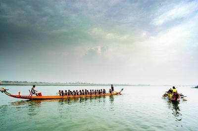 為啥說“世界有條汨羅江”？