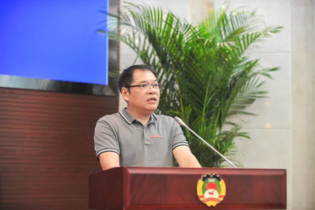 下好四步棋，以產(chǎn)業(yè)發(fā)展戰(zhàn)略統(tǒng)籌協(xié)調(diào)產(chǎn)業(yè)扶貧 高質(zhì)量發(fā)展