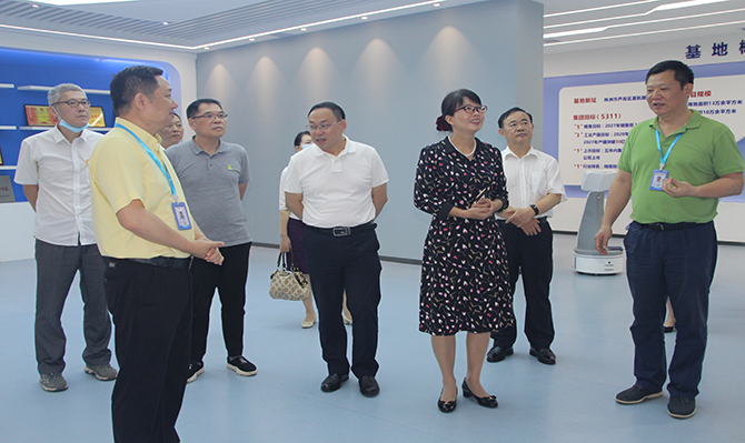 “落實(shí)支持政策，助推港澳臺(tái)僑企業(yè)高質(zhì)量發(fā)展”